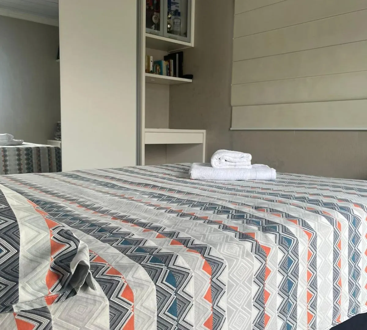 Quarto Acolhedor No Balneario Florianópolis